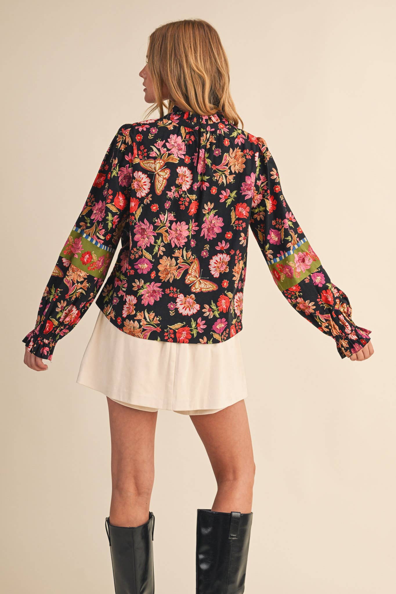 EXCLUSIVE FLORAL BORDER PRINT TOP WITH FLORAL TRIM MTP4097 - Suburban Boho