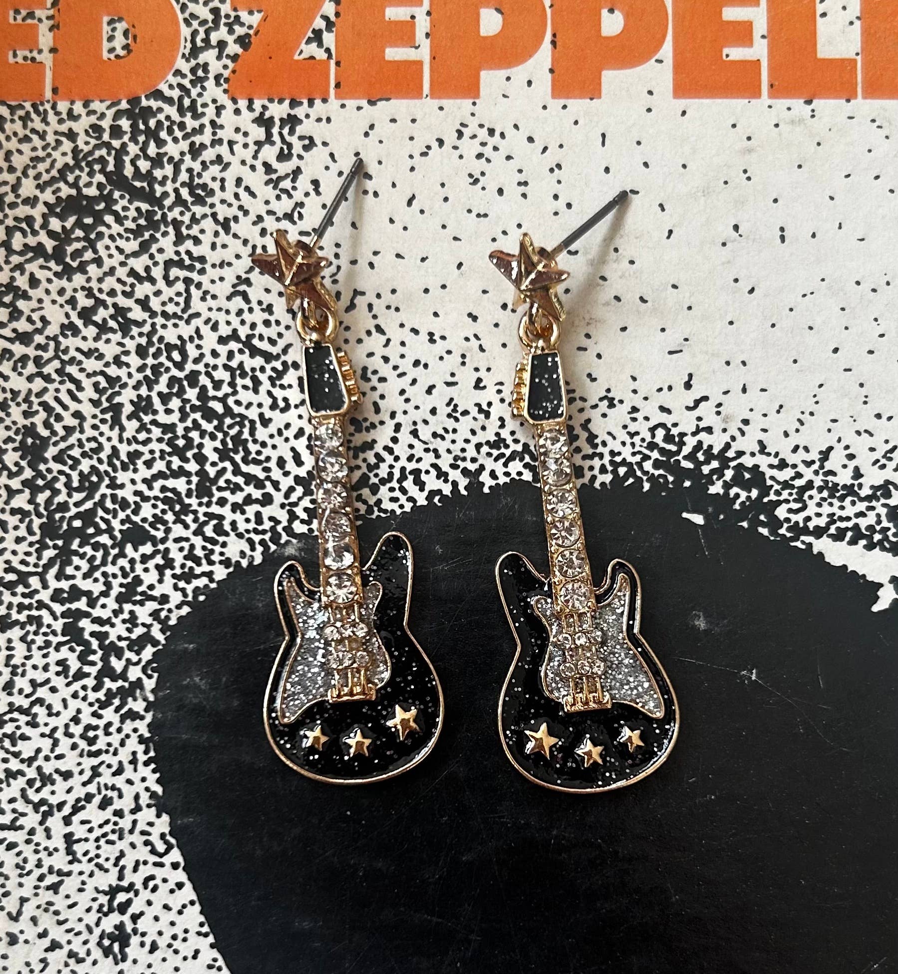 Guitar Dangle Earrings - Suburban Boho